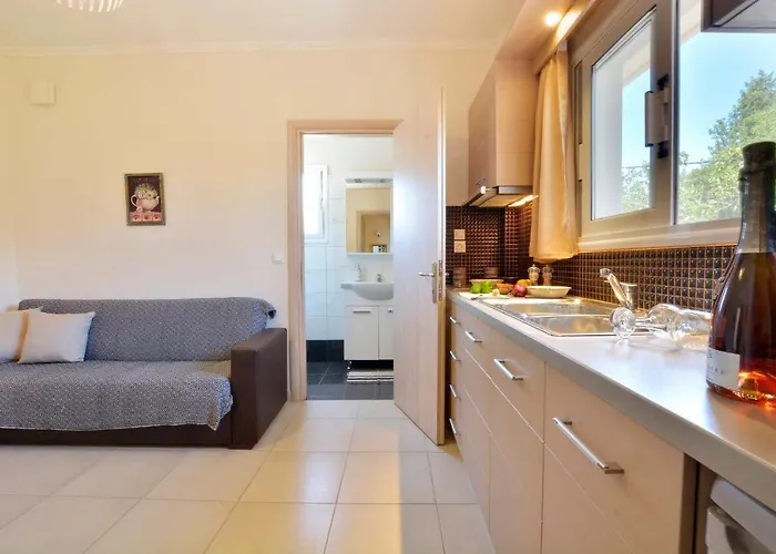 Alex Apartman